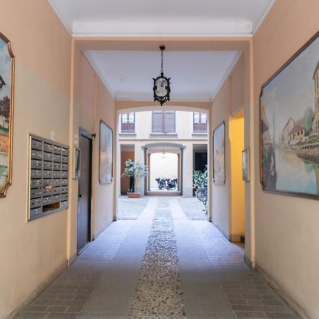 Sweet House Corso Genova Apartment มิลาน ภายนอก รูปภาพ
