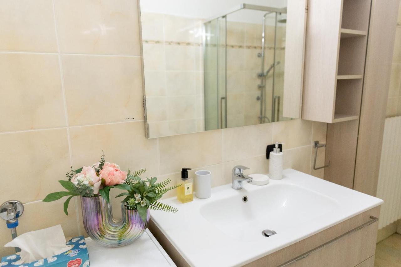 Sweet House Corso Genova Apartment มิลาน ภายนอก รูปภาพ